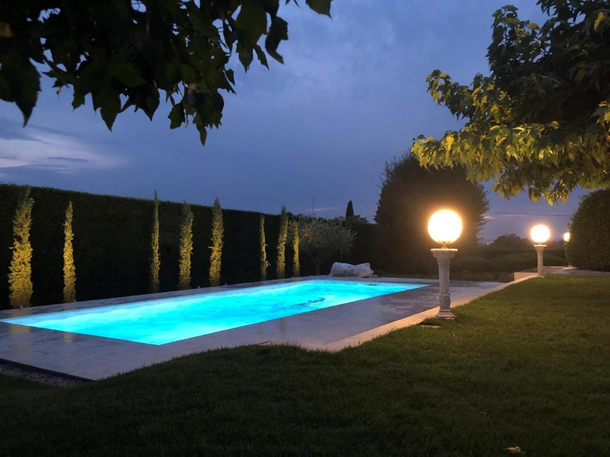 קסטלנואובו דל גארדה Villa Carini With 3000 Mq Garden & Heated Pool מראה חיצוני תמונה