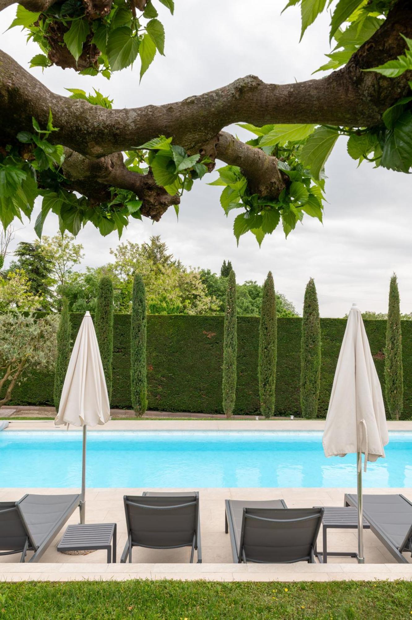 קסטלנואובו דל גארדה Villa Carini With 3000 Mq Garden & Heated Pool מראה חיצוני תמונה