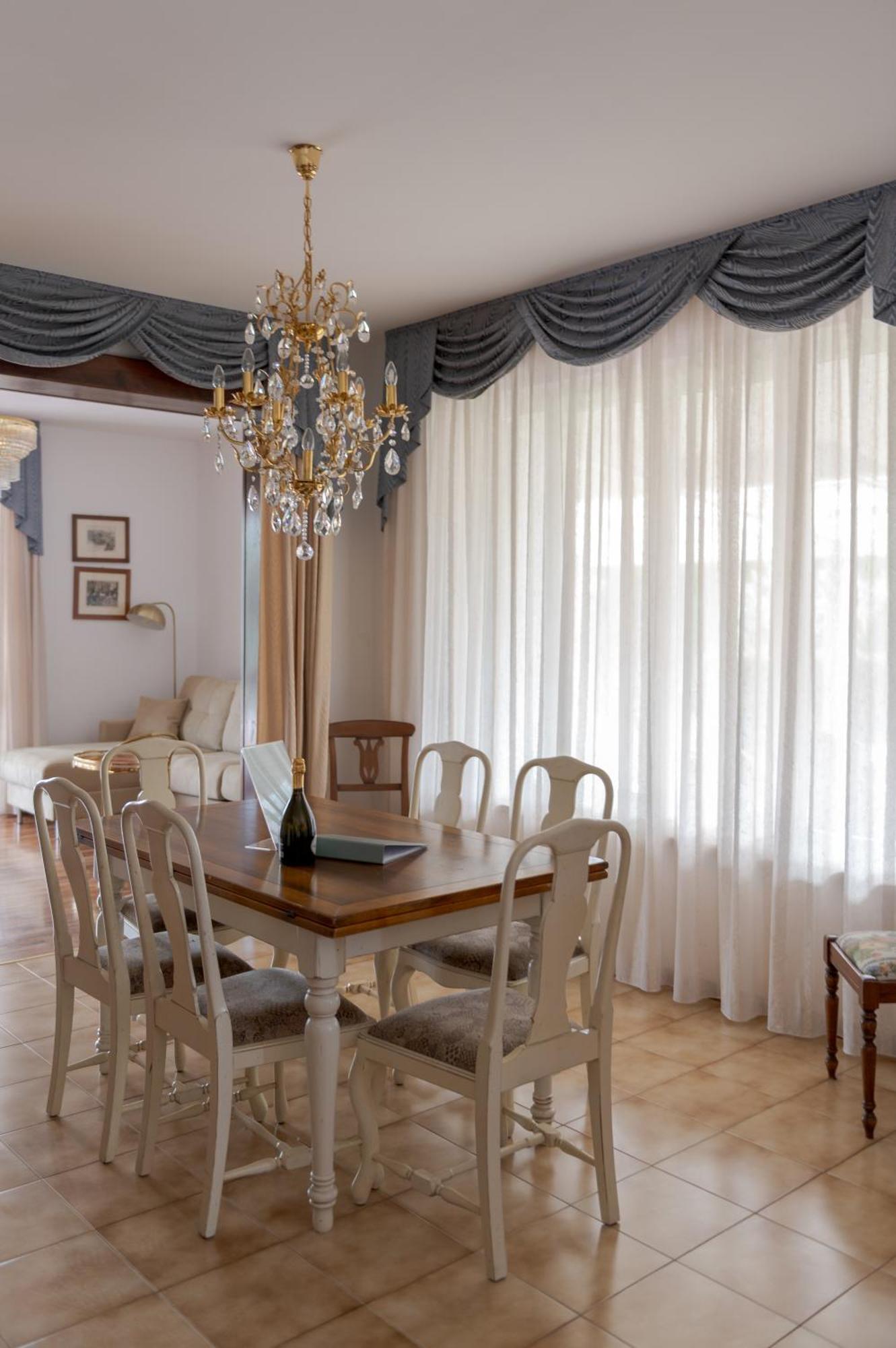 קסטלנואובו דל גארדה Villa Carini With 3000 Mq Garden & Heated Pool מראה חיצוני תמונה